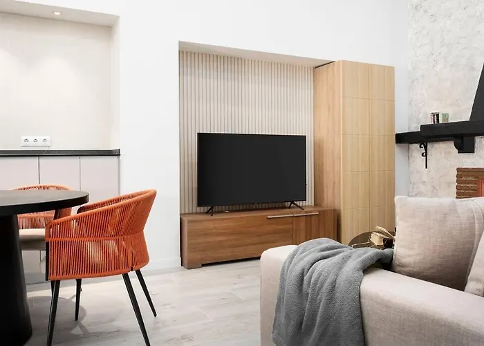 Modern 1-bed With Wi-fi شقة توريمولينوس