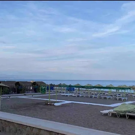 Modern 1-bed With Wi-fi *