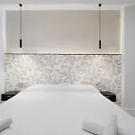 Modern 1-bed With Wi-fi *